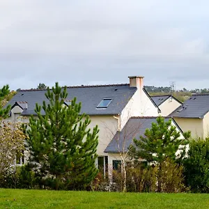 3* Ferienpark Lagrange Le Hameau De Peemor Pen